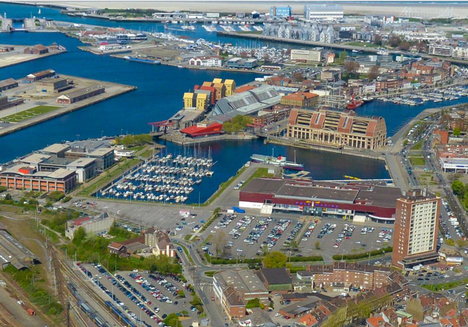 Site marine aux abords de la Gare TGV à Dunkerque
