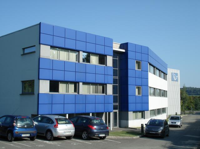Location/vente local industriel – Belfort Nord / Bourgogne-Franche-Comté – 2 700 m²