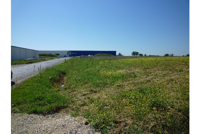 À vendre – 9,4 hectares de Terrains Industriels à proximité de Vierzon – Cher (18)