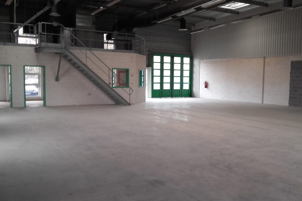 Location local Bas-Rhin – 400 m² – Proche Haguenau