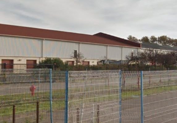 Entrepôts de 400 m² à 650 m² à louer à Avignon