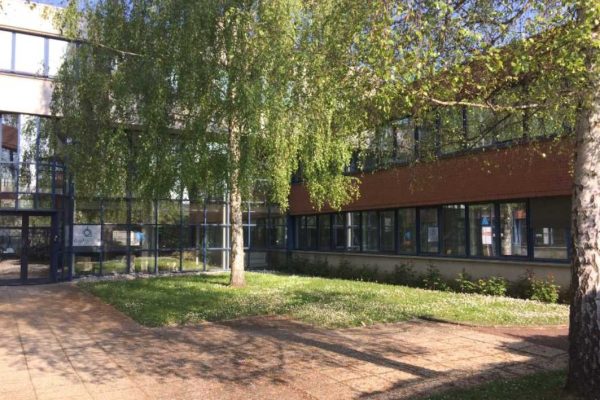 À vendre – bureaux de 283 m² à Montigny-le-Bretonneux