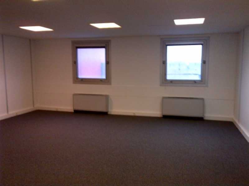 À louer – bureaux divisibles de 60 m² à 523 m² à Saint-Ouen