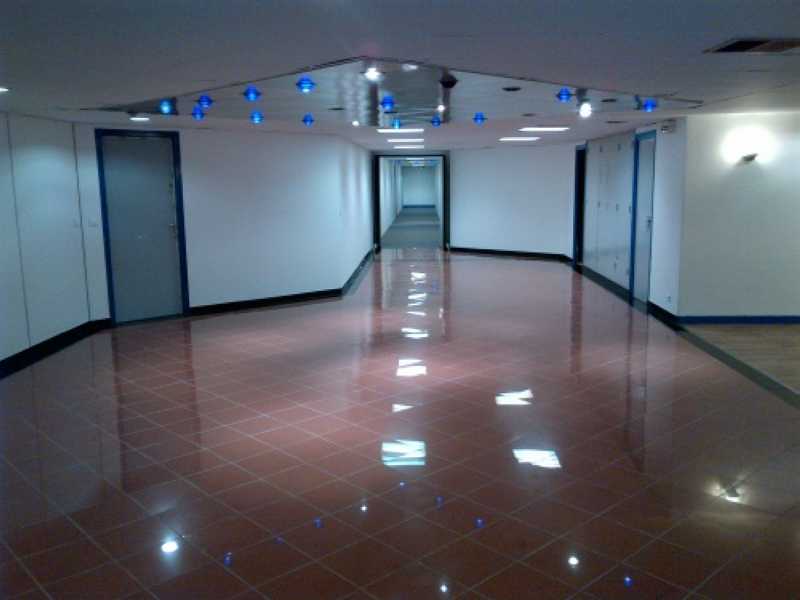 À louer – bureaux divisibles de 60 m² à 523 m² à Saint-Ouen