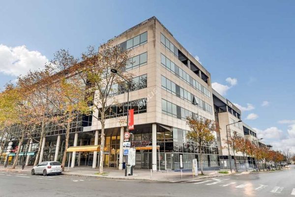 À louer – bureaux non divisibles de 837 m² à Saint-Denis
